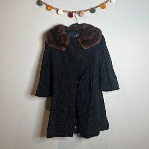 Vintage 1950's fur collar black textured overcoat